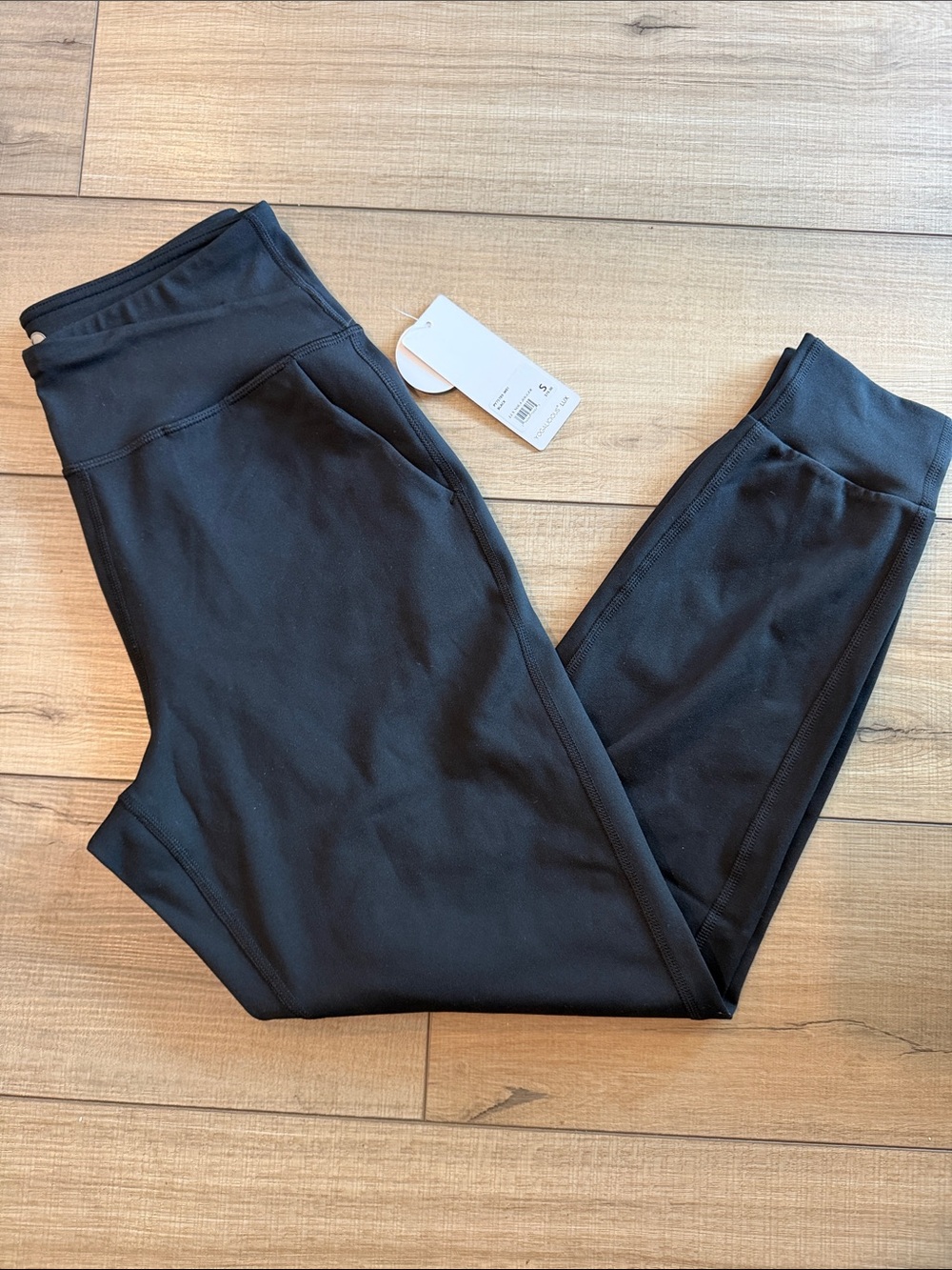 Yogalicious Black Leggings with Pocket Detail